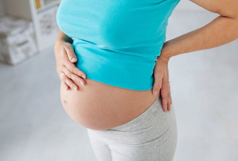 douleur au bas du dos pendant la grossesse